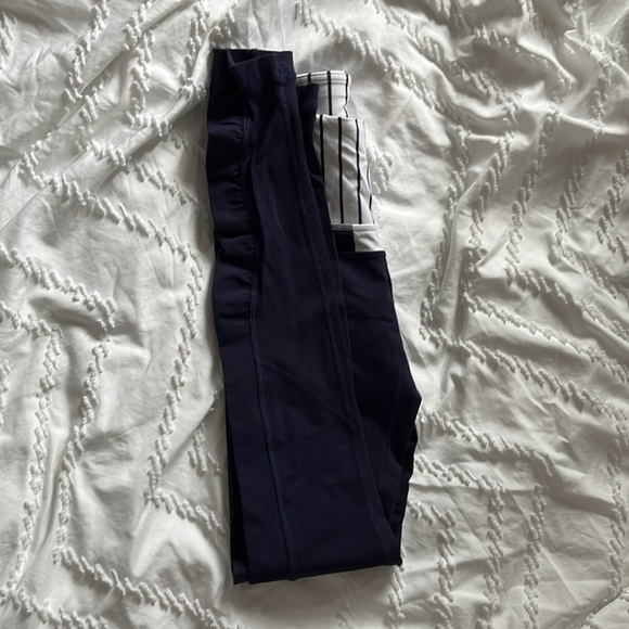 Lululemon navy blue leggings - Picture 4 of 4